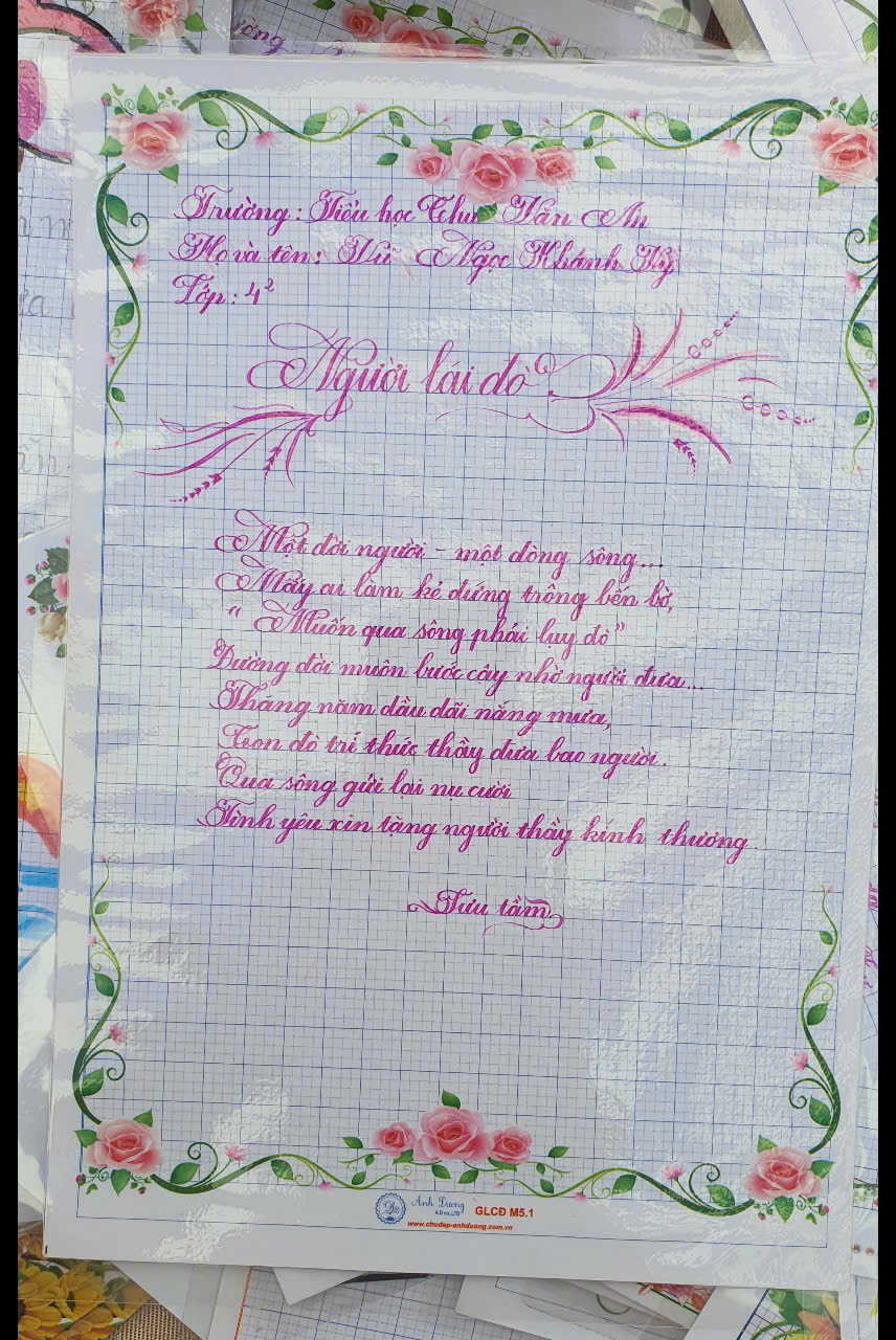 Trầm trồ những bài thi viết chữ đẹp của học sinh tiểu học